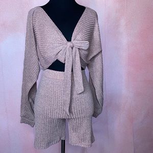 Fashion Nova front tie biker short set